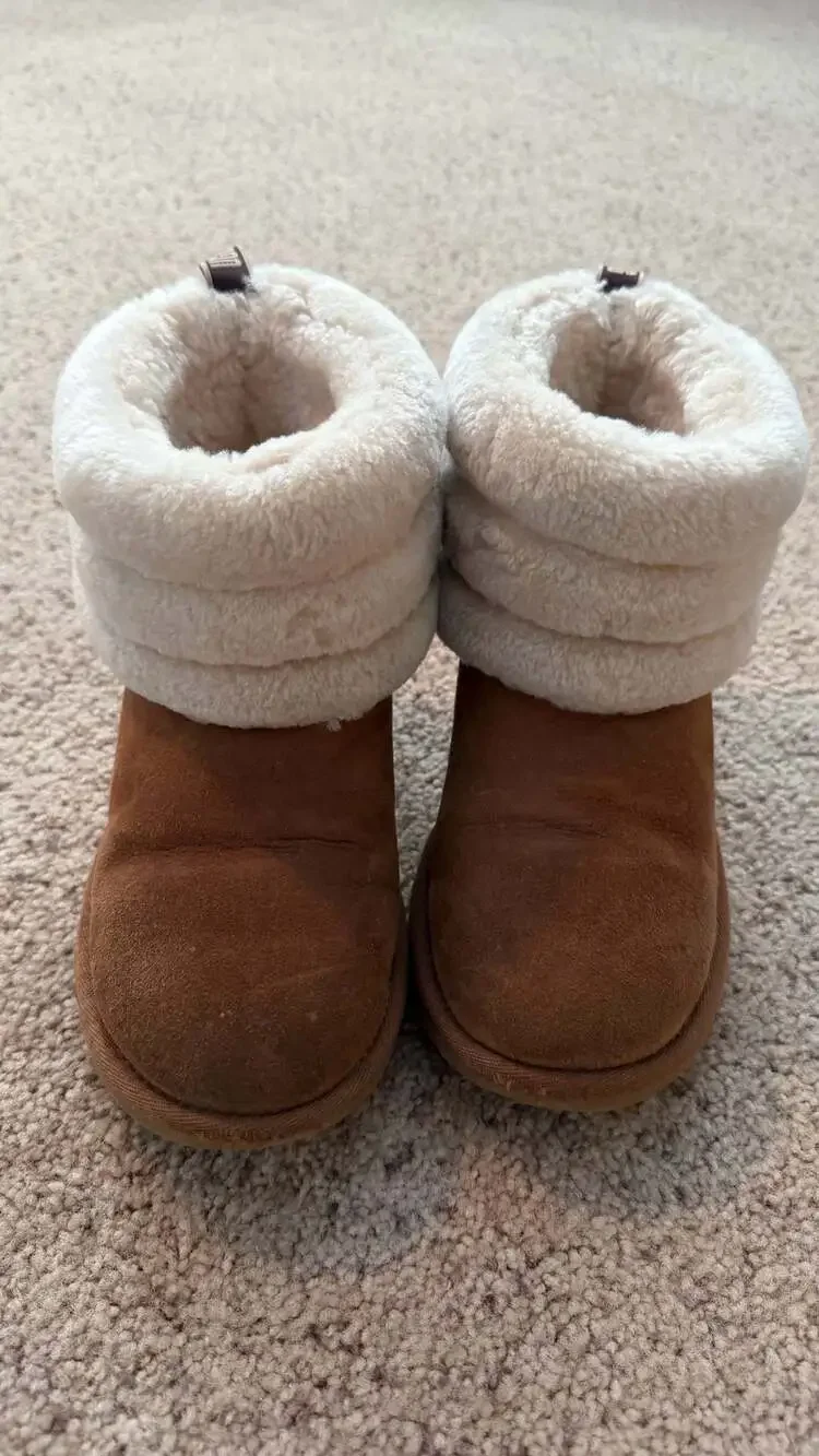 UGG Kids Fluff Mini Quilted Boots in Chestnut